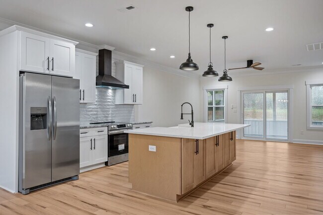 Building Photo - 1010 Gibson Rd