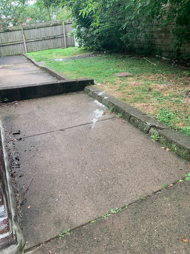 Building Photo - 1831 Morningside Ave