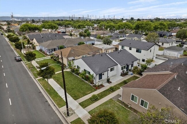 Building Photo - 17017 Crenshaw Blvd