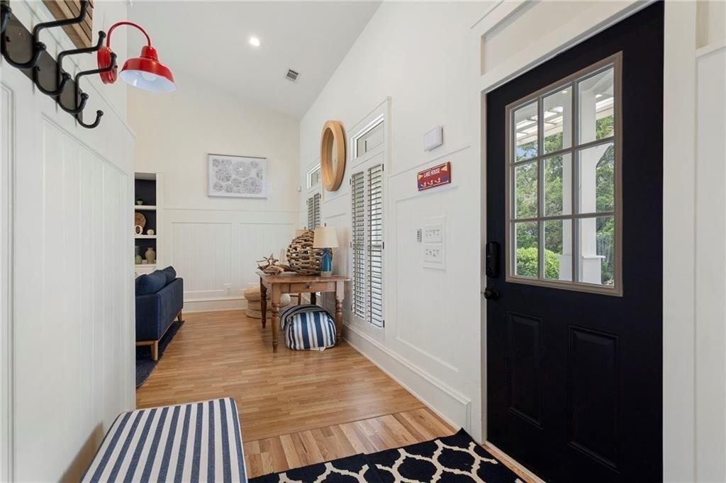 Building Photo - 61 View Point Dr