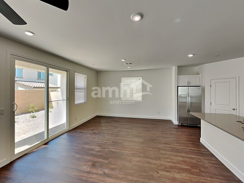 Building Photo - 106 Island Plumeria Ln
