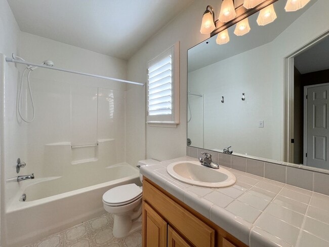 Building Photo - Charming Napa Condo in Quiet Court Setting