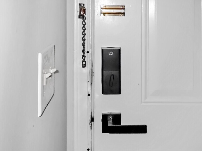 Building Photo - 3601 Saint Johns Ct