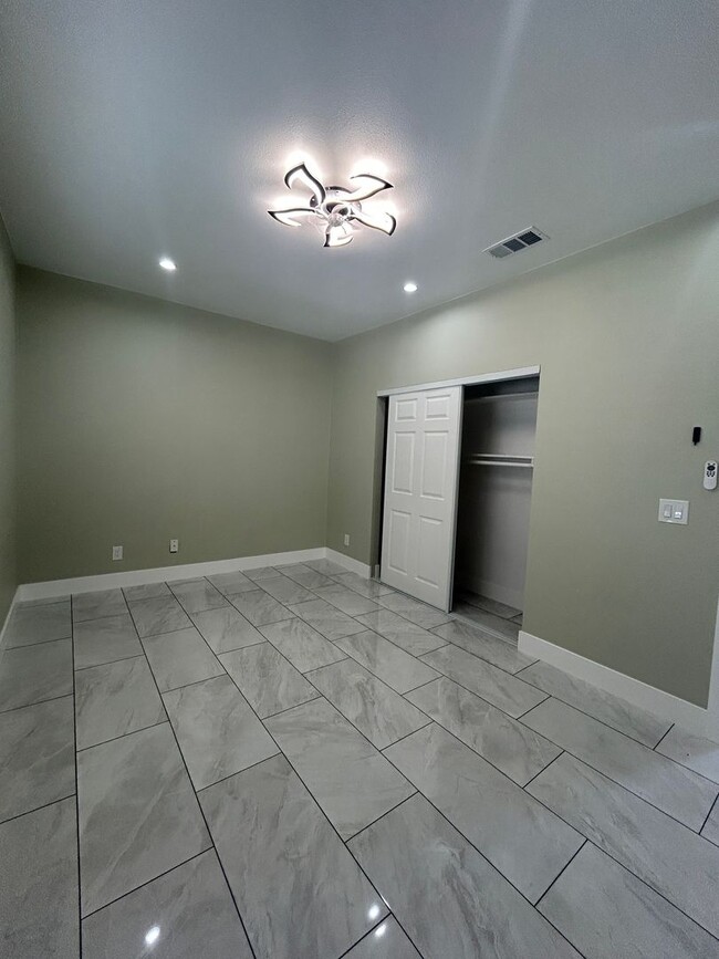 Building Photo - Beautiful Newly Built House for Rent 3Bed/...