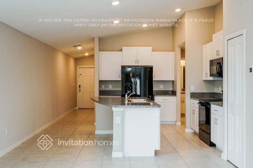 Building Photo - 7109 King Crk Dr
