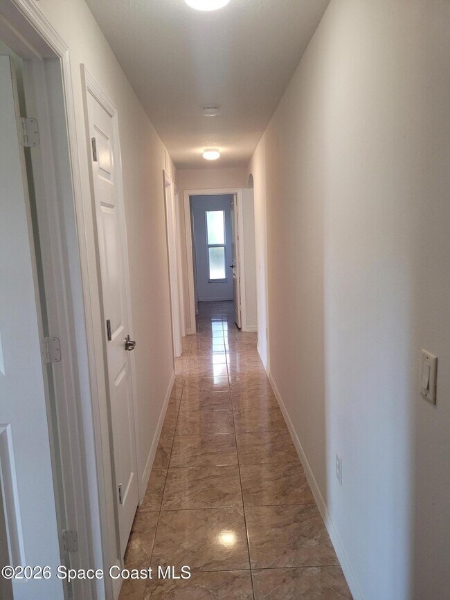 Building Photo - 231 Alcantarra St NW