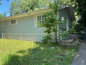 Building Photo - 6450-6462 W Nicole Ln