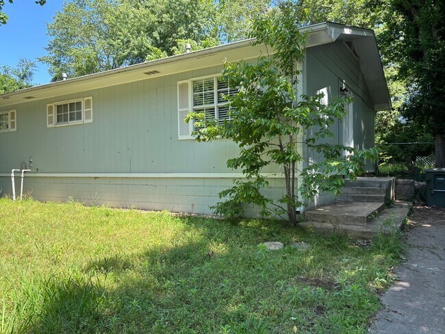 Primary Photo - 6450-6462 W Nicole Ln