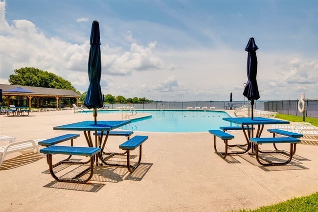 Building Photo - 7041 Kingston Cove Ln