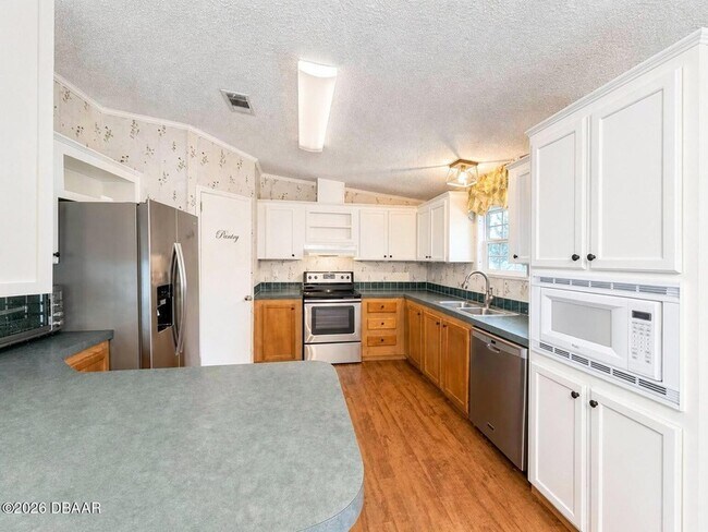 Building Photo - 33 Cherrywood Ct