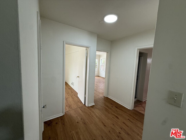 Building Photo - 211 S Arnaz Dr