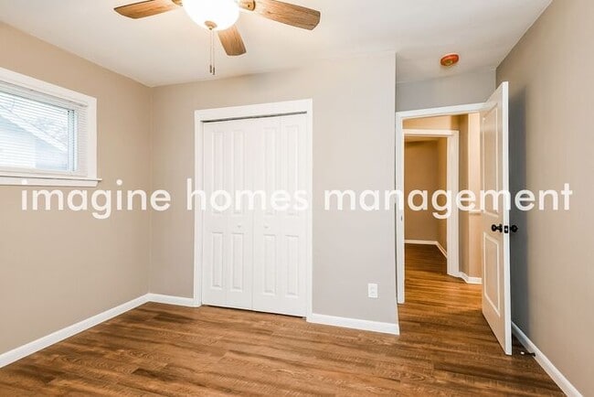 Building Photo - Large 3 Bedroom Single Family Home in Will...