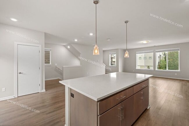Building Photo - Modern 3-Bedroom Home with Spacious Bonus Room in Desirable Happy Valley!
