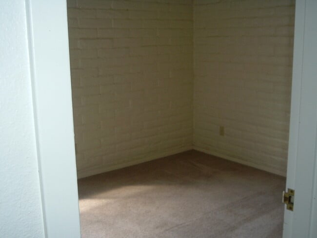 Building Photo - 206 Chalcocite St