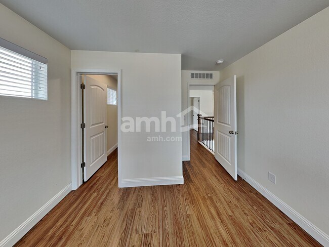 Building Photo - 12749 Ventana St