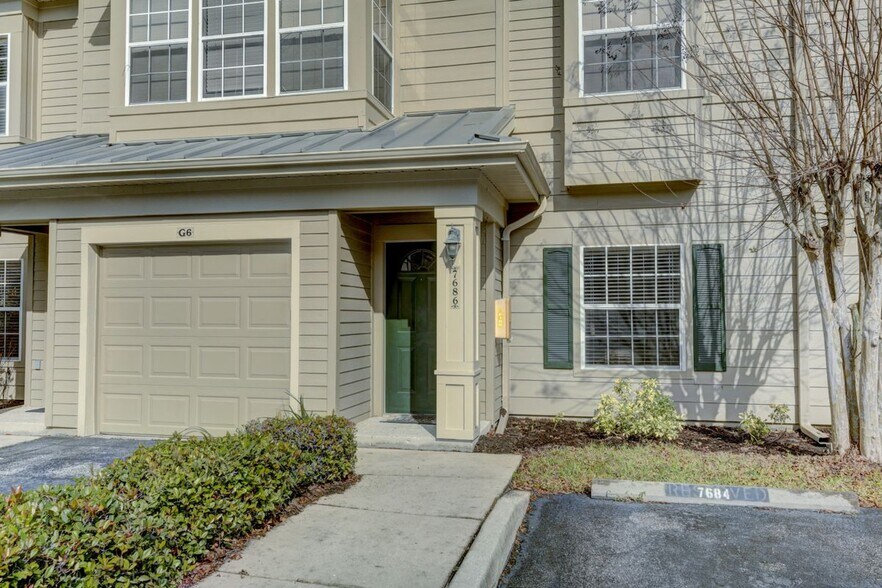 Building Photo - 7686 Plantation Cir