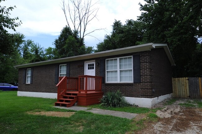 Building Photo - 6712 Stana Dr