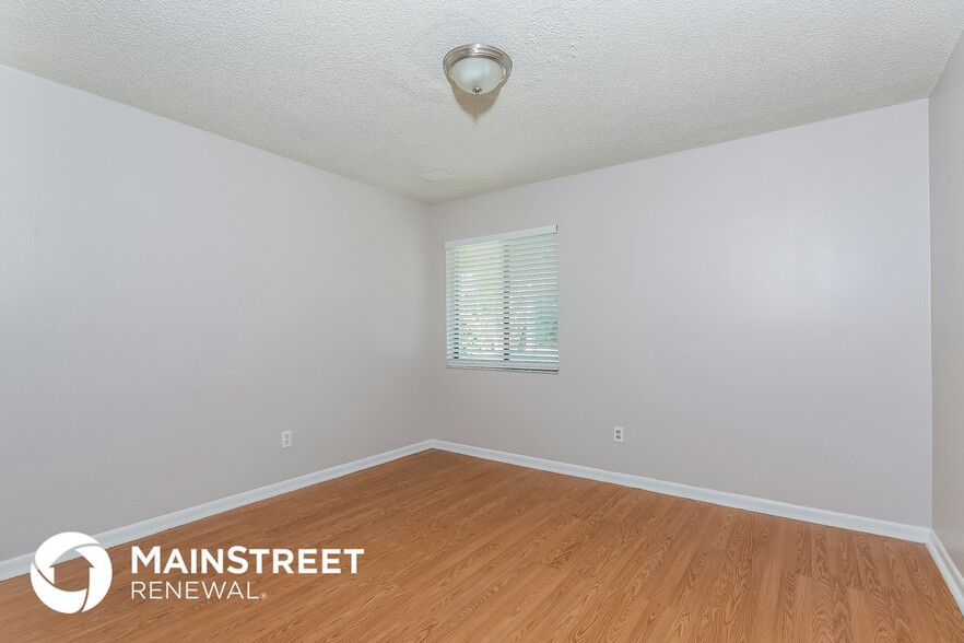 Building Photo - 1656 Parakeet Ct