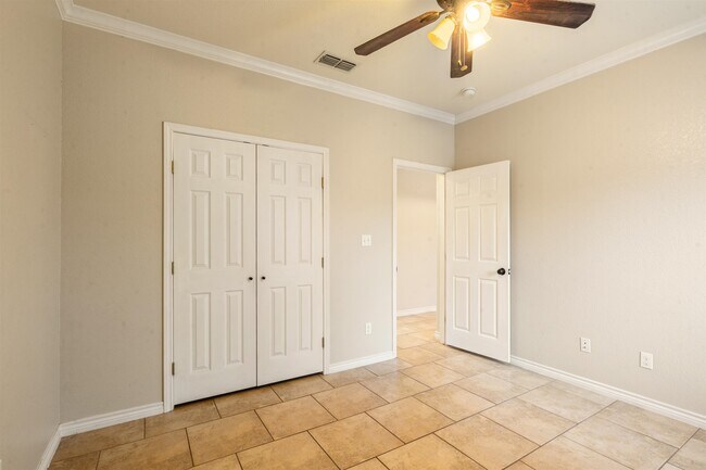 Building Photo - 104 Running Bear Trail