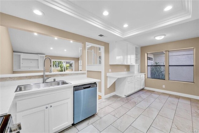 Building Photo - 48 Wetstone