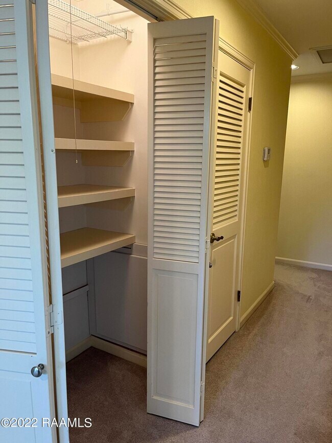 Building Photo - 403 Briargate Cir