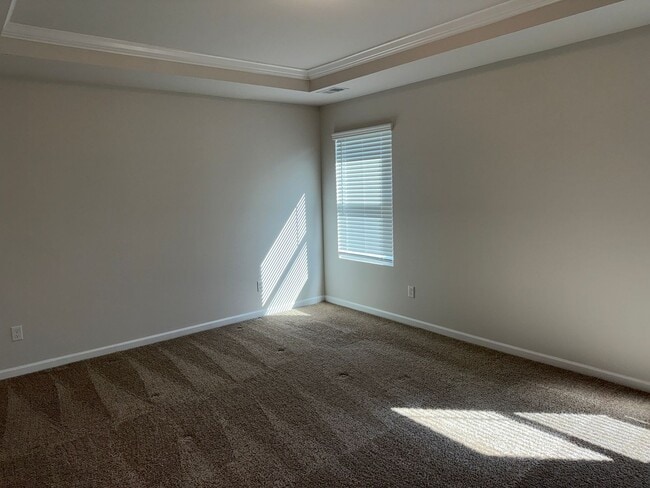 Building Photo - 17401 Carolina Hickory Dr