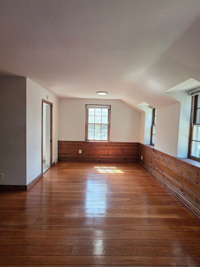 Building Photo - 2920 Woodpipe Ln