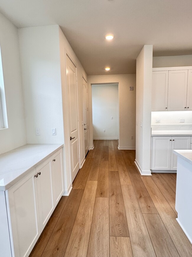Building Photo - 303 Capistrano Dr