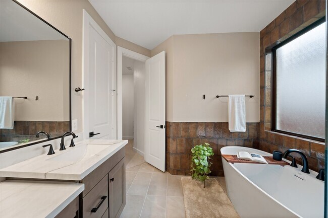 Building Photo - 8207 Boundary Waters Dr