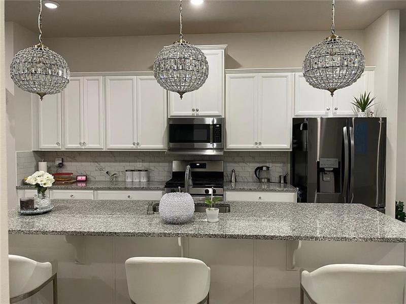 Building Photo - 2008 Hemlock Ln