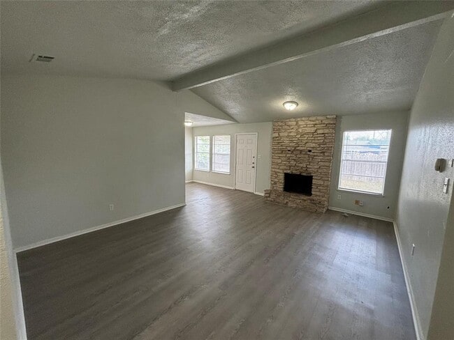 Building Photo - 5905 Cherry Loop