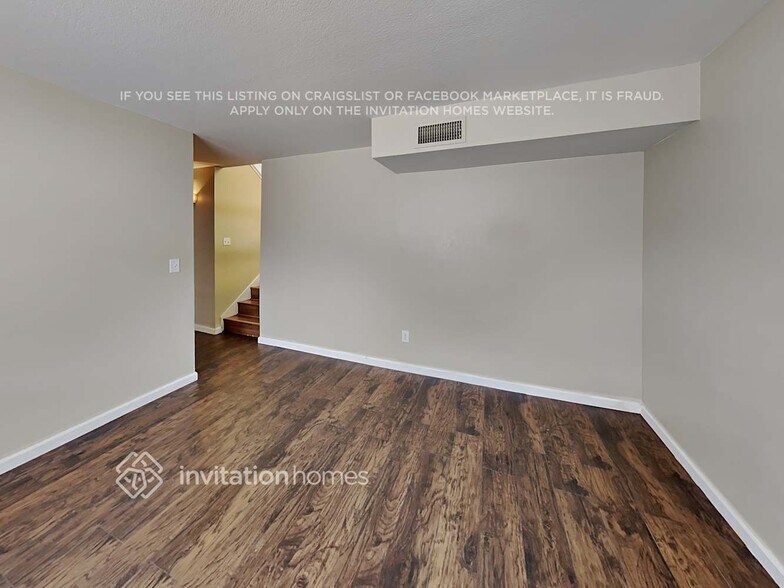Building Photo - 6748 W Cinnabar Ave