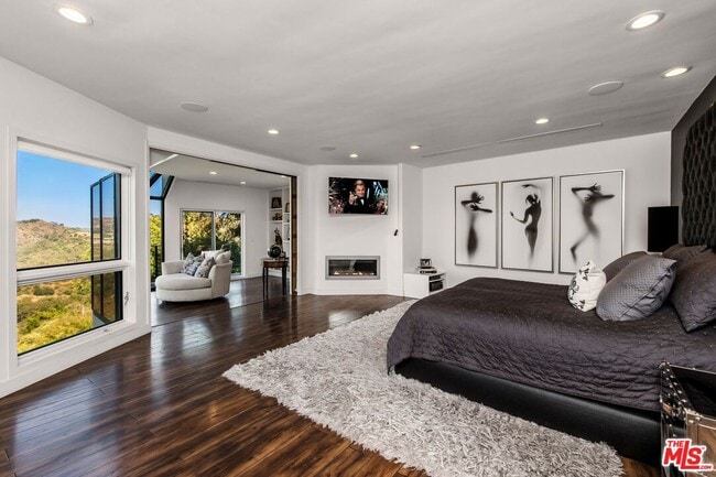 Building Photo - 11955 Pinnacle Pl