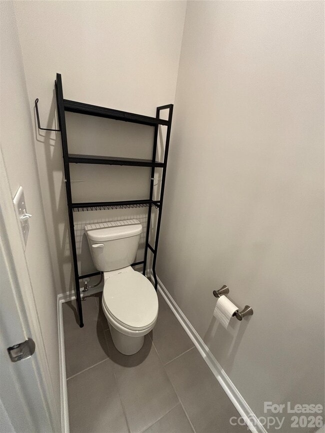 Building Photo - 5200 Somerset Hill Ln