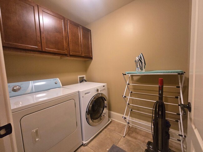 Building Photo - Rare Custom 3BR + Flex Space, 3BA Craftsma...