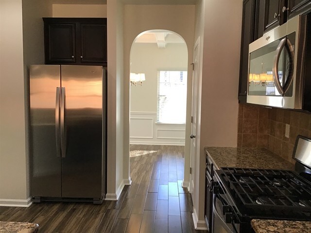 Building Photo - 1290 Rose Terrace Cir