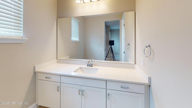 Building Photo - 511 Marquesa Cir