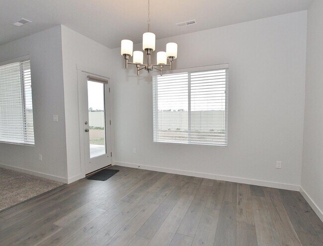 Building Photo - Stunning Single-Level w/Upper Bonus Room Home