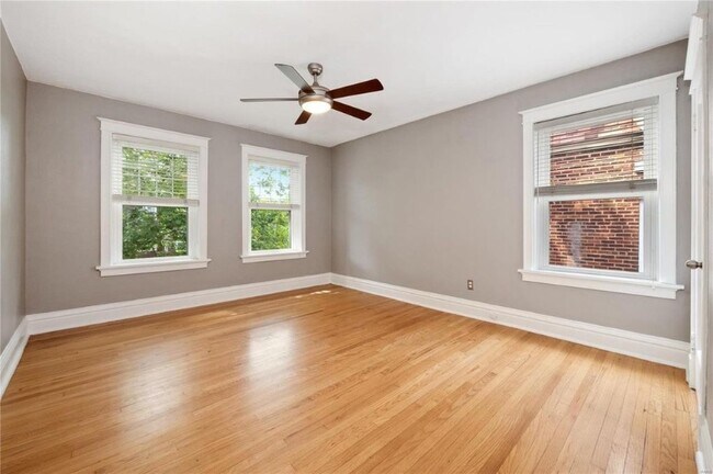 Building Photo - 6301 Southwood Ave