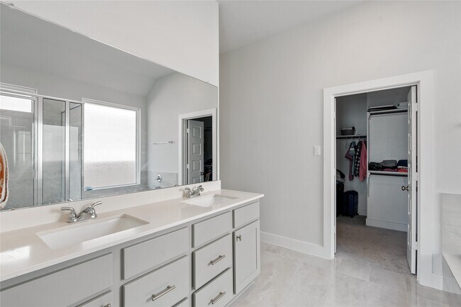 Building Photo - 17623 Azalea Clf Ct