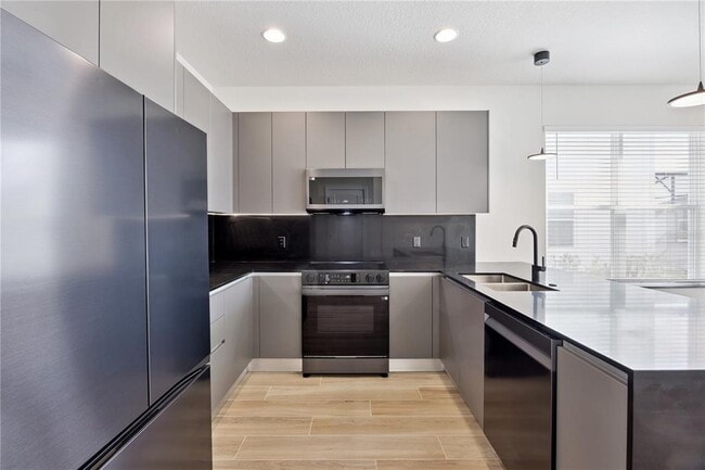 Building Photo - 17334 Serenidad Blvd