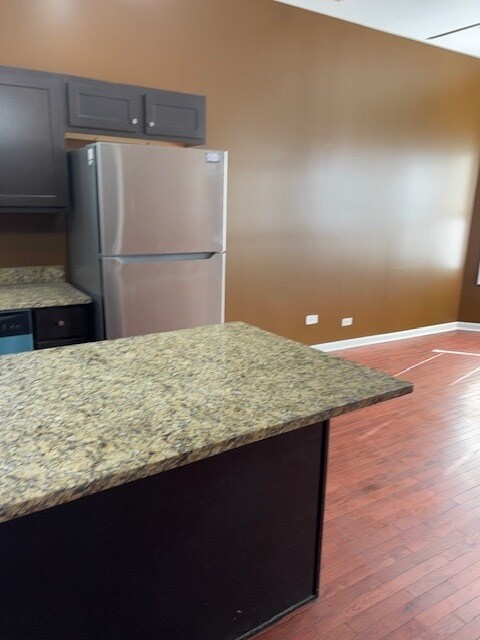 Building Photo - 1500 E 73rd St