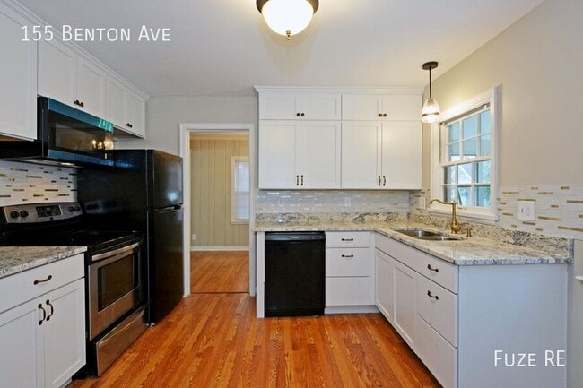 Building Photo - 155 Benton Ave