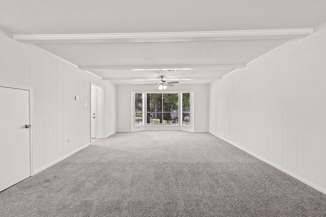 Building Photo - 2102 Silver Moon Trail