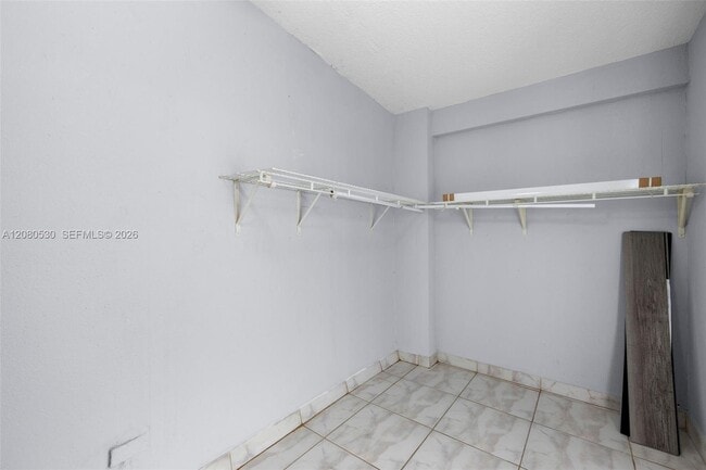 Building Photo - 2028 SW 103rd Ct