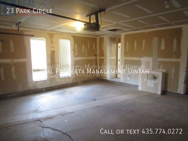 Building Photo - 23 Windy Park