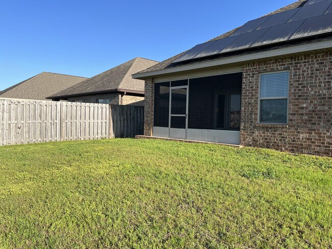 Building Photo - 671 Teal St