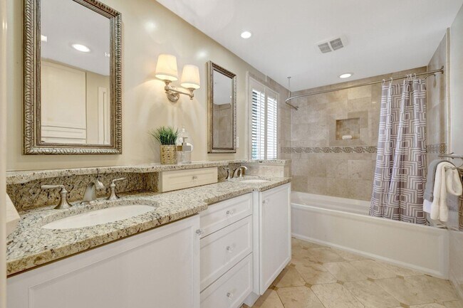 Building Photo - 2015 Freedom Ln