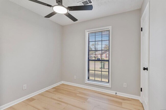 Building Photo - Spacious 3BR/2BA Home In Montgomery, AL