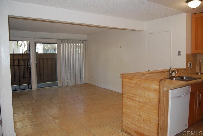 Building Photo - 3549 Castle Glen Dr